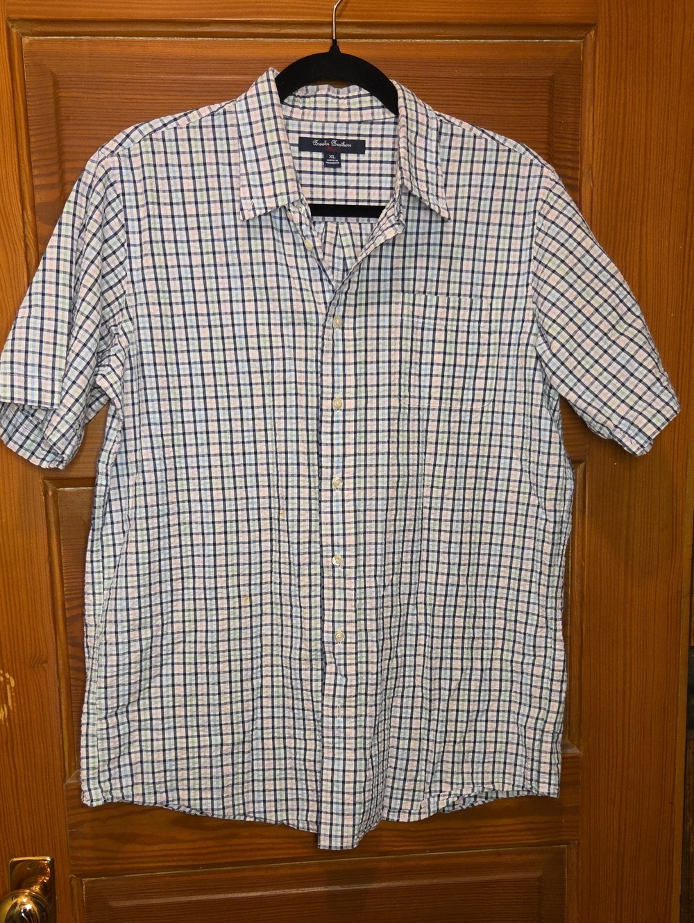 Brooks Brothers Short-Sleeve Plaid Seesucker Vacay Button-Down Shirt